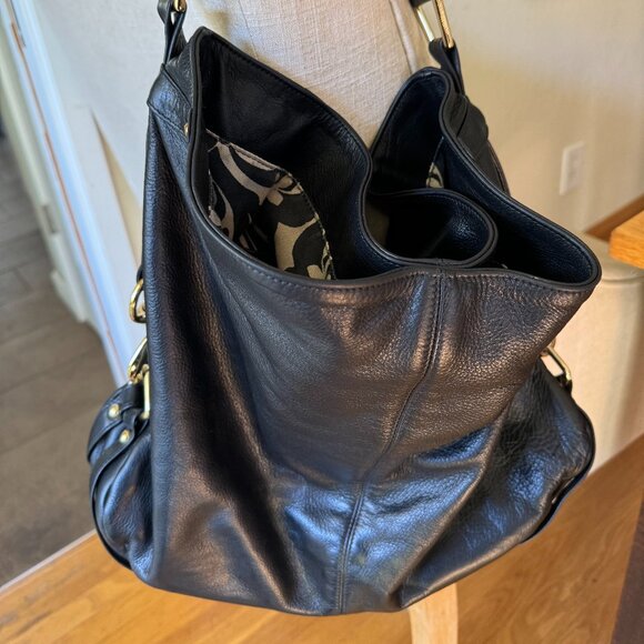 Auth Rebecca Minkoff "Old School" Black Leather Nikki Hobo w/ Blue Zipper - Picture 2 of 10